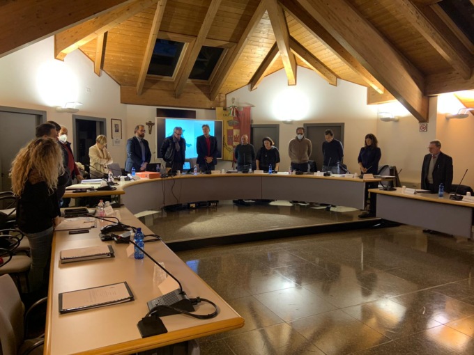 Un minuto di silenzio per l’ex vicepresidente Rodolfo Cantaluppi