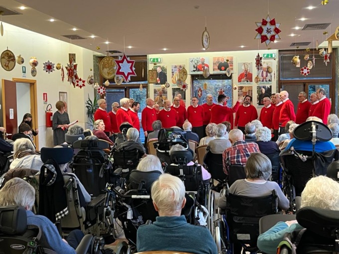 A Villa dei Cedri il concerto del Coro Alpino Lecchese