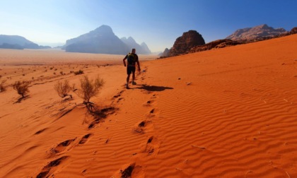 185 km non stop nel deserto: il meratese Gianluigi Panzeri si classifica settimo