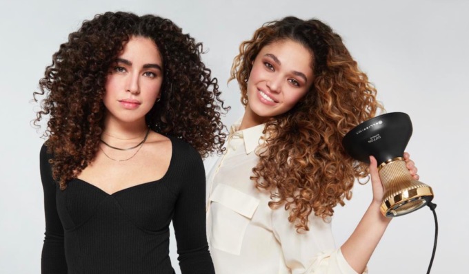 Capelli più belli con tre regali di Natale indispensabili