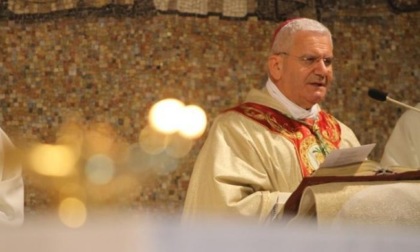 Il vescovo Francesco Beschi è stato dimesso