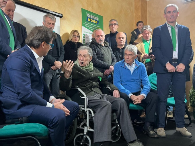 Comitato Nord, anche Castelli e Formenti al fianco di Bossi
