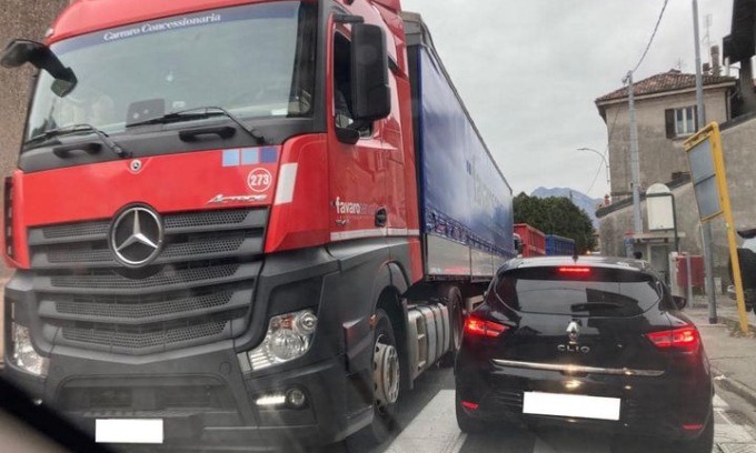 Lecco Ballabio, uno scenario di code infinite