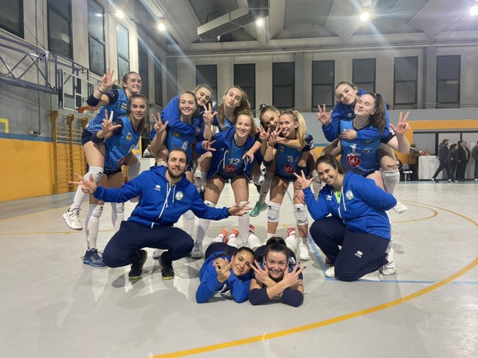 Volley Team Brianza, un regalo di Natale con i fiocchi: successo a Cabiate