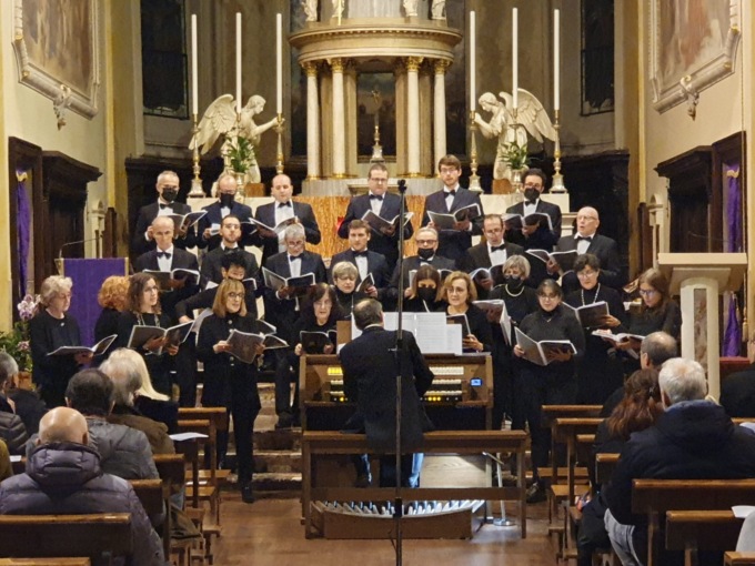 Con Sant’Ambrogio, aspettando il Natale