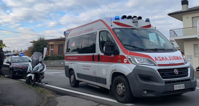Scontro auto-moto, soccorso il centauro