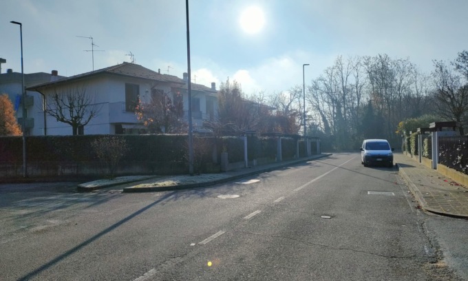 Padre e figlio fermano i ladri a suon di botte