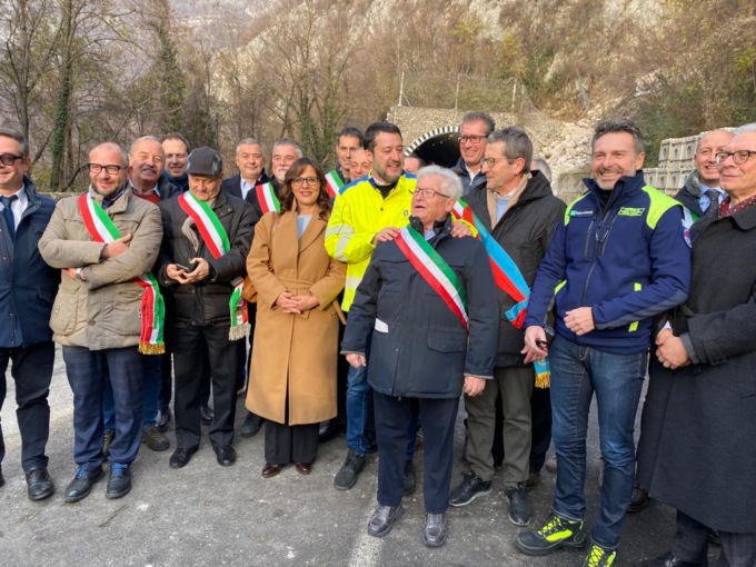Il Ministro Salvini visita il cantiere della Lecco Ballabio e conferma la riapertura il 10 gennaio