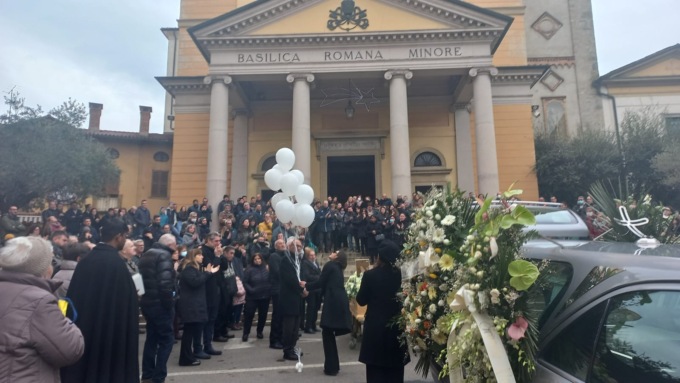 L’addio a Vincenzo Chionna, vittima dell’investimento lungo la Provinciale