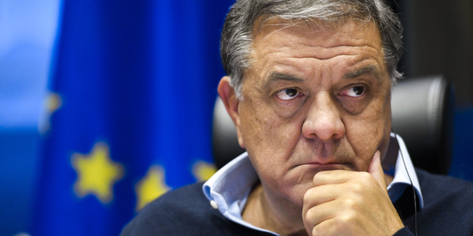 Qatargate, concessi i domiciliari ad Antonio Panzeri