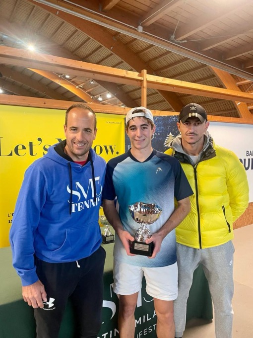 Tennis, il meratese Nicolò Consonni trionfa alla Sporting Christmas Cup
