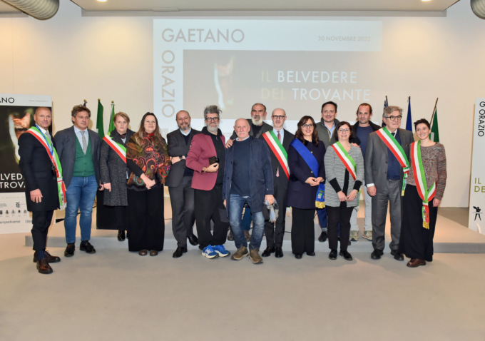 Inaugurata la mostra “Il Belvedere del Trovante”