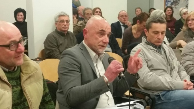 Fratelli d’Italia, Cogliati straccia la tessera: “Lasciati in disparte perché non siamo… lacchè”