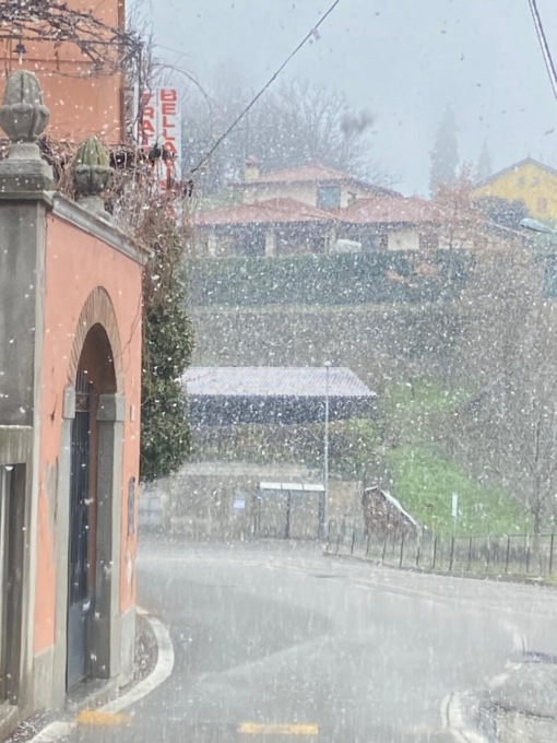 Ecco i primi fiocchi di neve del 2023 in zona