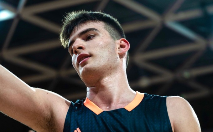 Riccardo Greppi chiude sul podio il torneo Adidas Next Generation