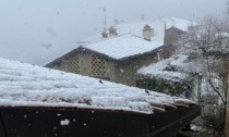 E' tornata la neve in Brianza: nevica nel Meratese