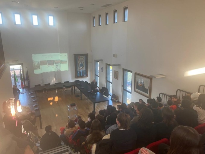 Incontri con gli studenti per progettare il paese del futuro