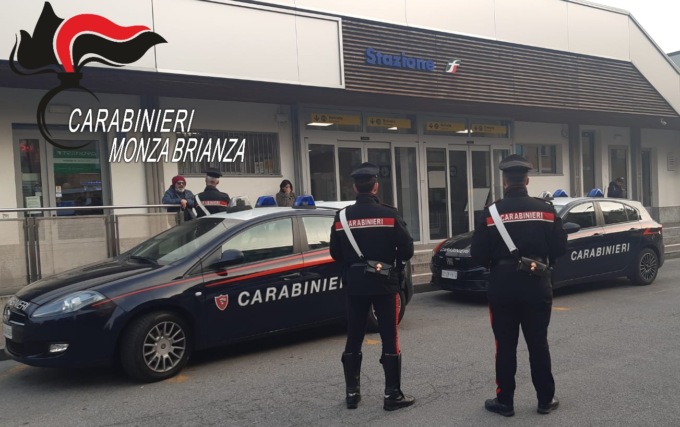 Quattro giovani spacciatori sorpresi in stazione