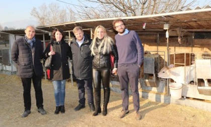 Elezioni regionali: i candidati dem visitano l'azienda agricola Ciappesoni con Majorino