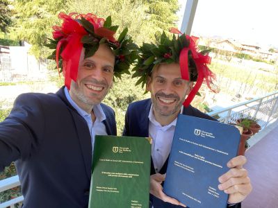 Gemelli pasticcieri, dottori lo stesso giorno