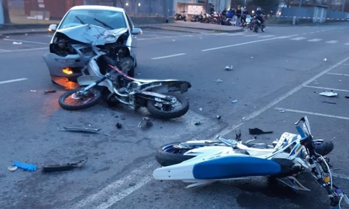 Incidente in moto, muore a 16 anni