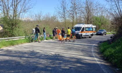 Ciclista caduto a Lomagna, trasportato in ospedale