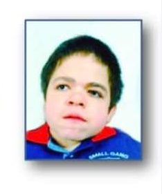 Muore a 21 anni, comunità colpita dal lutto