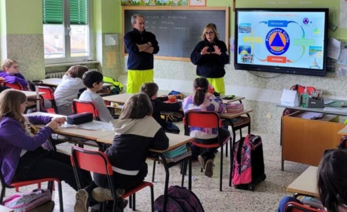 La Protezione Civile incontra gli alunni di Casatenovo