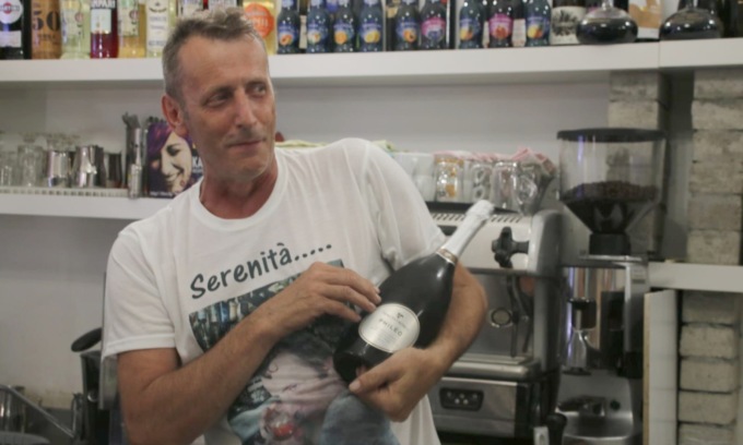Addio Angelo Sala, storico barista dell’Angie’s