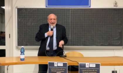 Il professor Umberto Galimberti ha tenuto una conferenza ad Imbersago