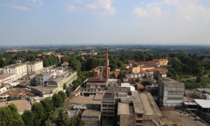 Ecomostro nel centro di Casatenovo, ricorso al Tar contro il Comune