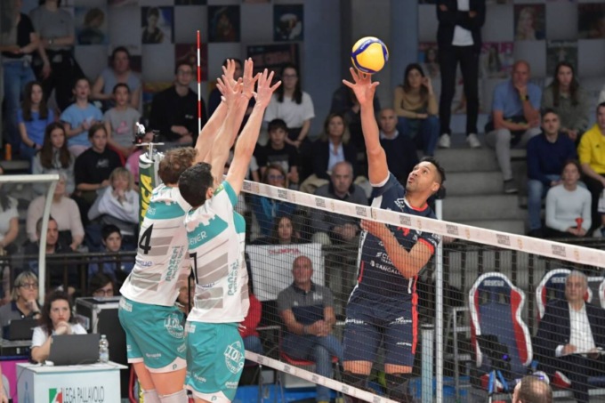 Agnelli Tipiesse da brividi: tie-break vincente e ora a Cantù per la finale