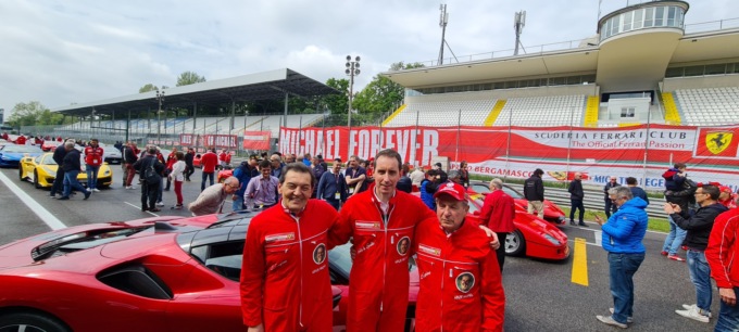 Il Ferrari club di Caprino Bergamasco a Monza