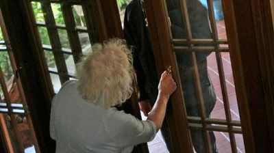 Anziana truffata e derubata di 50mila euro