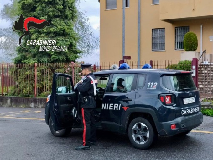 Fuga spericolata in auto, identificato e denunciato