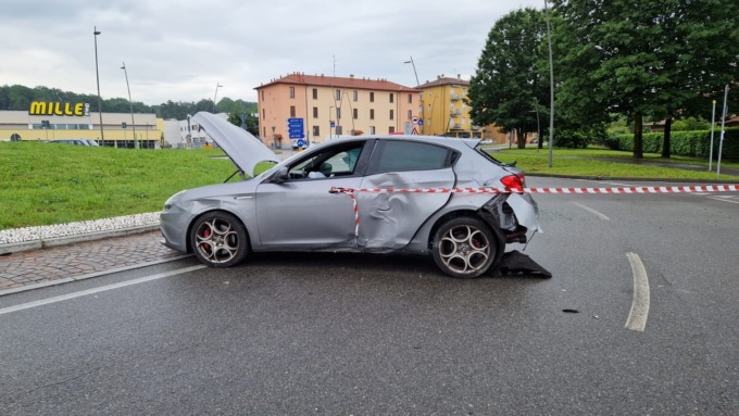 Schianto sulla provinciale, autista contromano