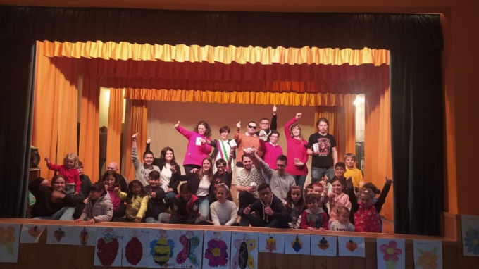 Colle Brianza: grande successo per lo spettacolo dei ragazzi de “L’isola che non c’è”