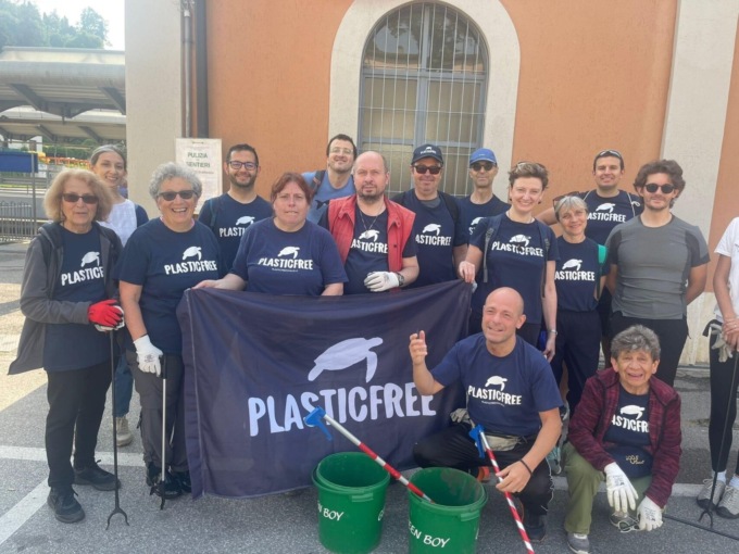 Olgiate Molgora: raccolta dei rifiuti insieme a Plastic Free