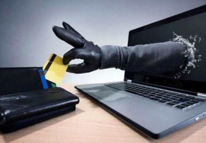 Dal finto messaggio dell’INPS al falso trading online: si moltiplicano le truffe sul web nel Lecchese