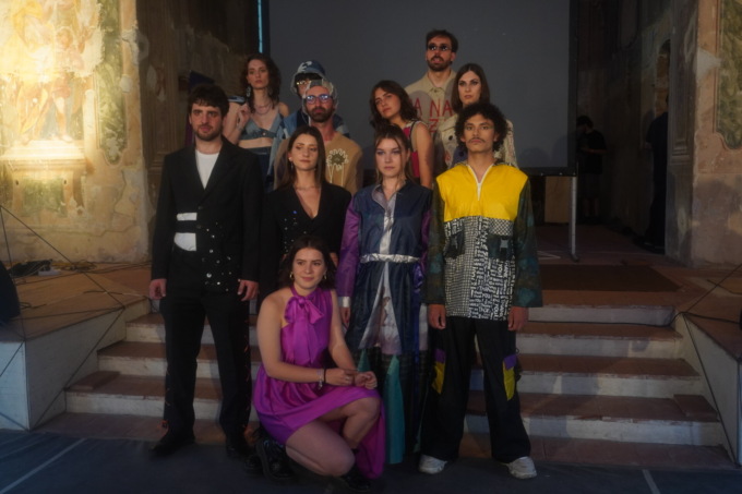 Con la Piccola Sartoria Sociale la sostenibilità sfila in passerella