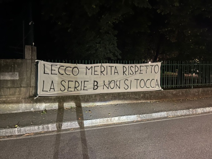 Gli Ultras della Calcio Lecco alzano la voce: “O Serie B o violenza”