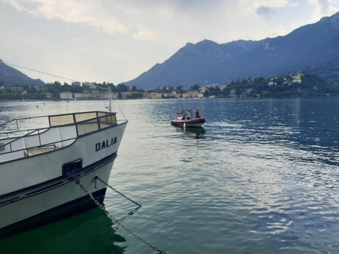 Sparisce dopo il bagno nel Lago: individuato il corpo