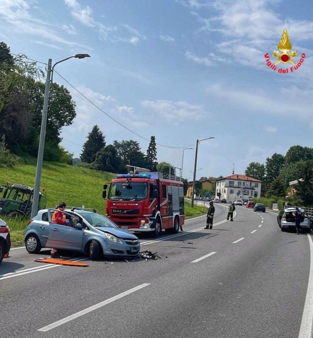 Incidente frontale sul Provinciale, traffico in tilt