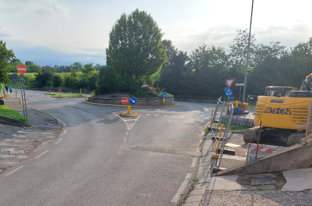 Sdoppiamento della fognatura: apre il cantiere all’Aurora