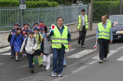 Piedibus, la «linea rossa» è riattivata: ripristinata la fermata