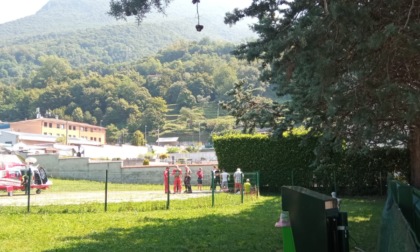 Alpe d’Era, soccorso un cane colpito da un malore. Sul posto l’elicottero Drago. Purtroppo l’animale è deceduto a causa di uno shock anafilattico IL VIDEO