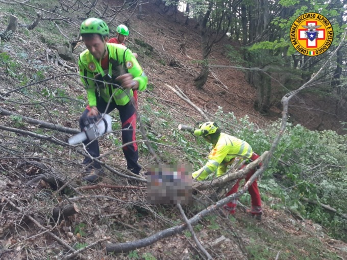 Ancora un incidente per un fungiatt. Soccorso alpino: “Nello zaino mettete la prudenza”
