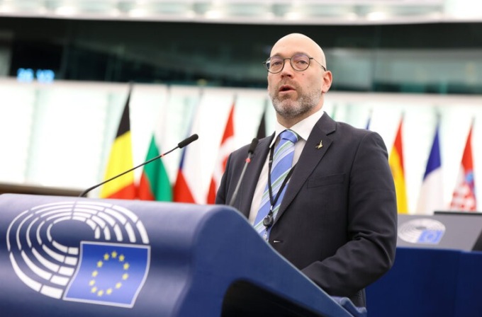 Relazioni tra Svizzera e UE aperto dibattito a Strasburgo