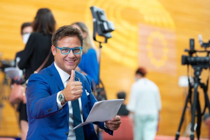 Angelo Ciocca e la campagna elettorale sulla pelle del professor Carlo Gilardi