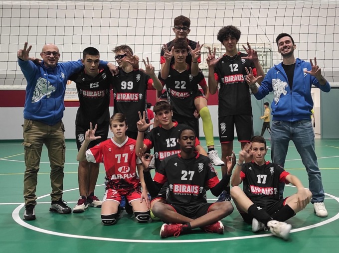 Pallavolo Missaglia: i leoni dell’U17 ruggiscono per la prima volta, l’U15 è seconda! FOTOGALLERY